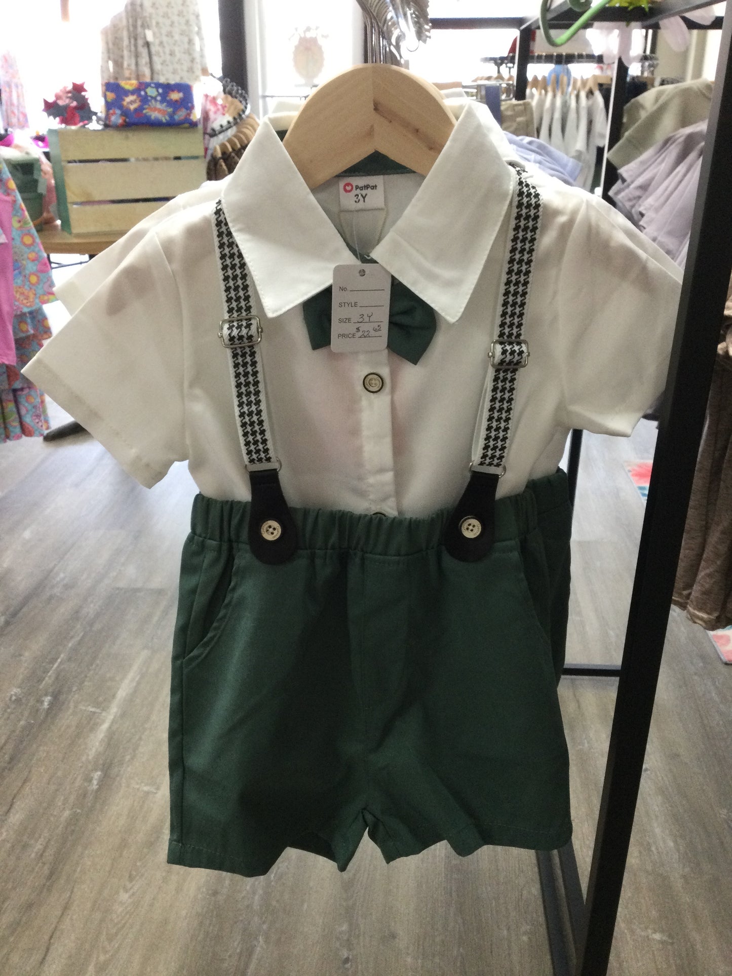 Pat Pat Bow Tie Outfit