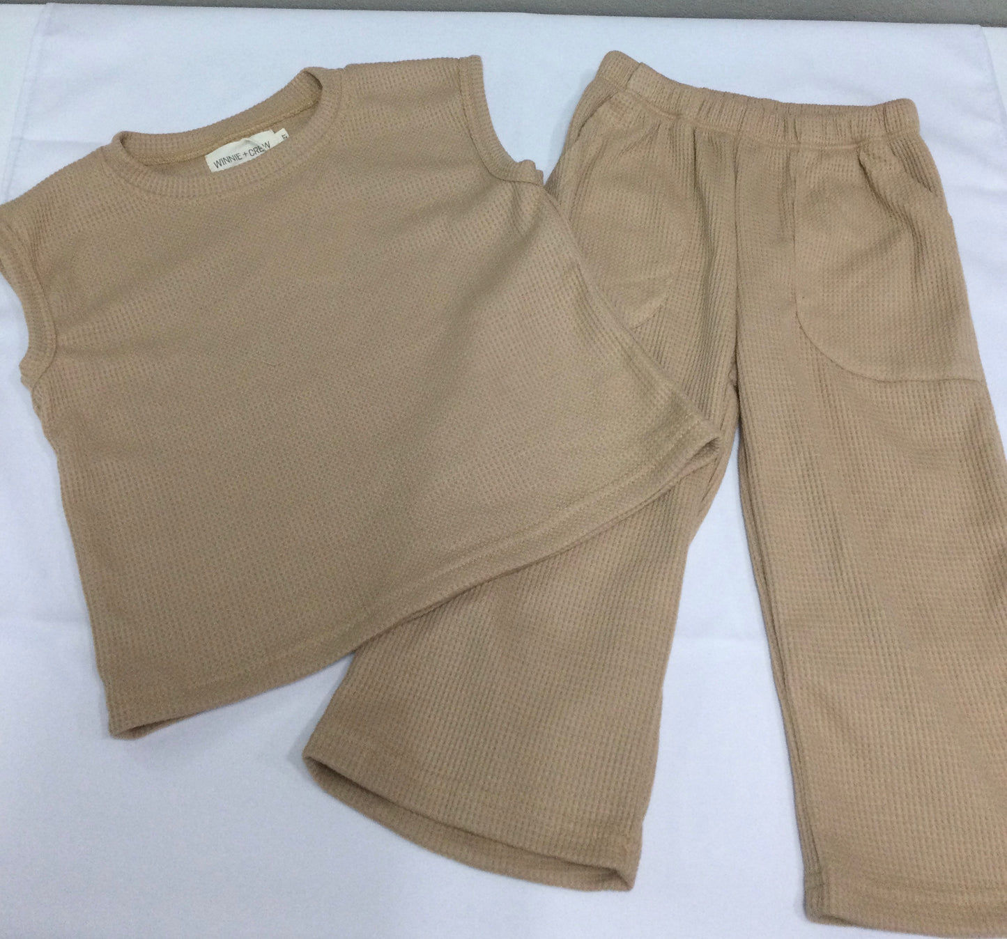 Winnie & Crew Perry Set in Brown